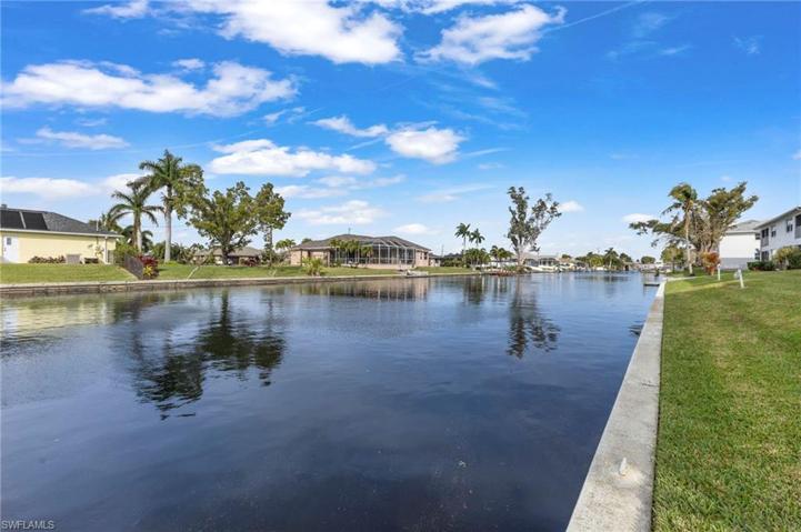 505 SW 47th TER # 105, CAPE CORAL FL 33914