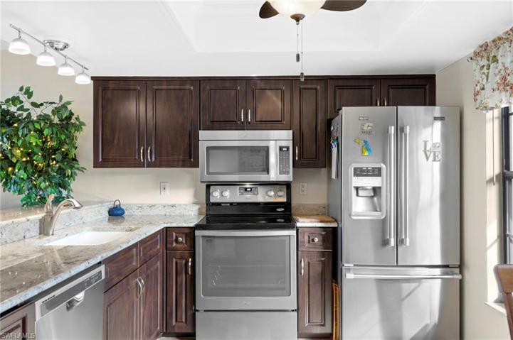 505 SW 47th TER # 105, CAPE CORAL FL 33914