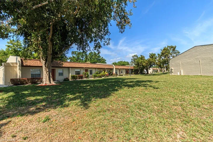 6300 S Pointe BLVD # 447, FORT MYERS FL 33919