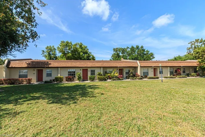 6300 S Pointe BLVD # 447, FORT MYERS FL 33919