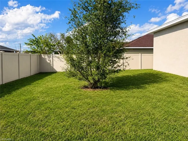 2624 Ne 7th Ave, Cape Coral, Florida 33909