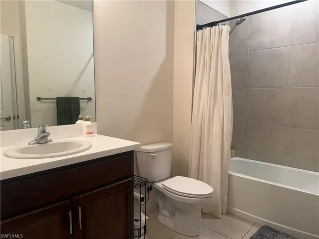 2624 Ne 7th Ave, Cape Coral, Florida 33909