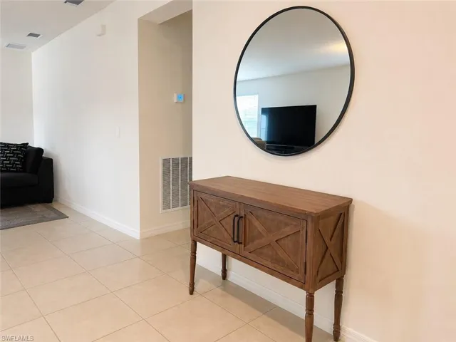 2624 Ne 7th Ave, Cape Coral, Florida 33909