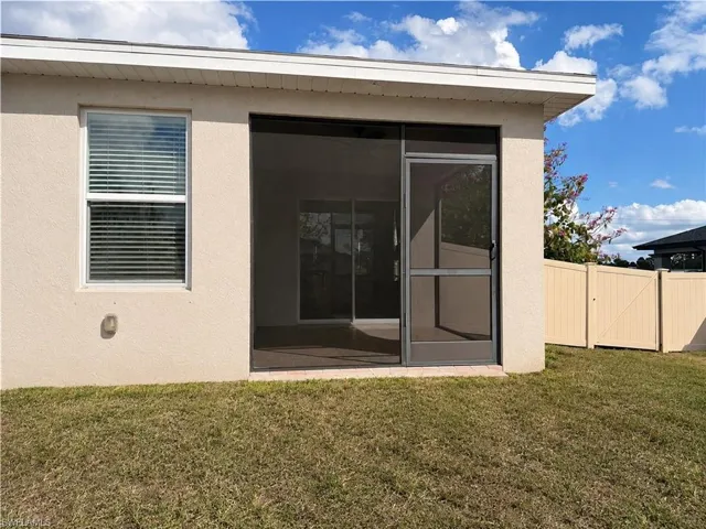 2624 Ne 7th Ave, Cape Coral, Florida 33909
