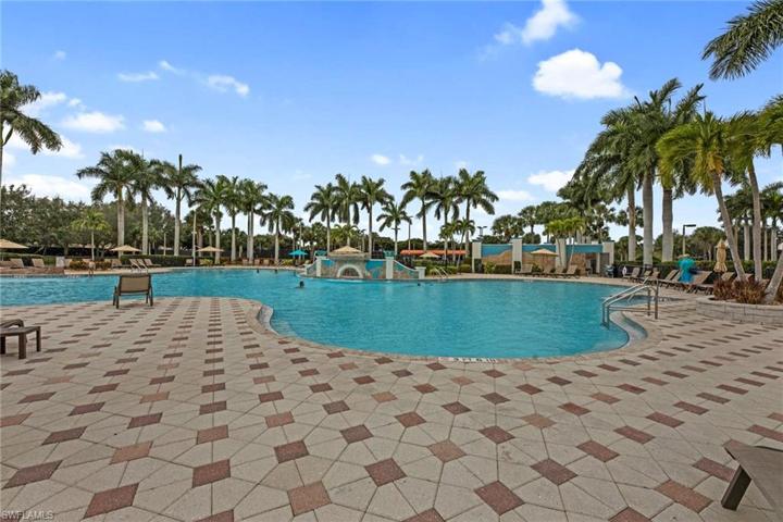Community pool