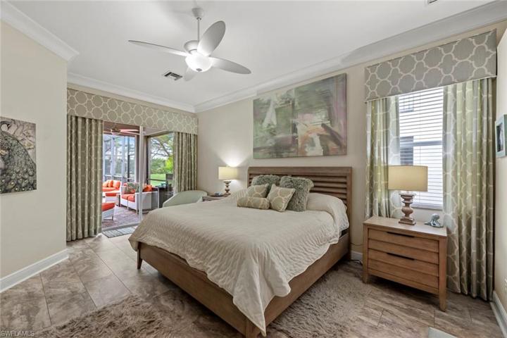 Master Bedroom w/lanai access