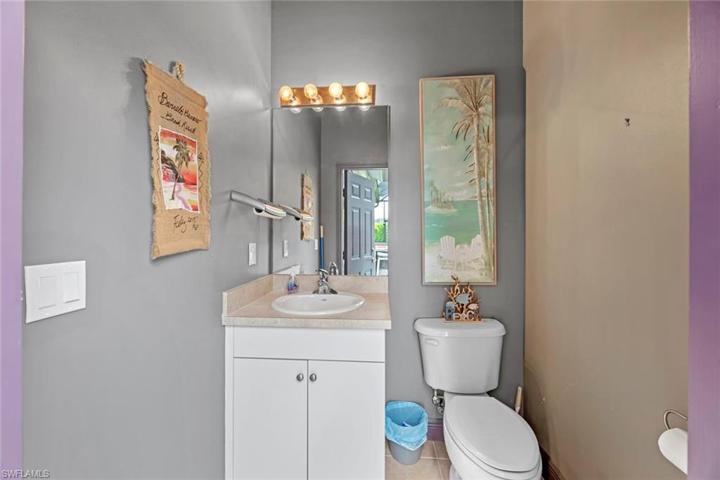 Pool half bath