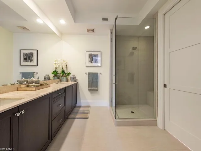 1030  3rd S AVE, Naples, FL 34102