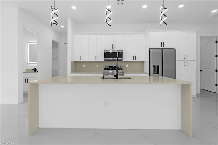 619 Sheldon Ave, Lehigh Acres, Florida 33936