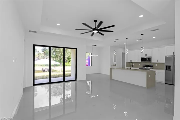 619 Sheldon Ave, Lehigh Acres, Florida 33936