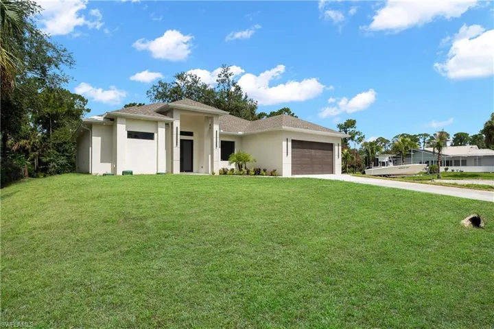 619 Sheldon Ave, Lehigh Acres, Florida 33936
