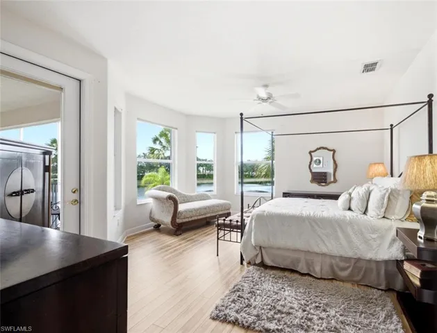 4825 Shinnecock Hills Ct 201, Naples, Florida 34112