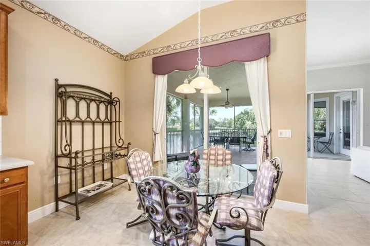 4825 Shinnecock Hills Ct 201, Naples, Florida 34112