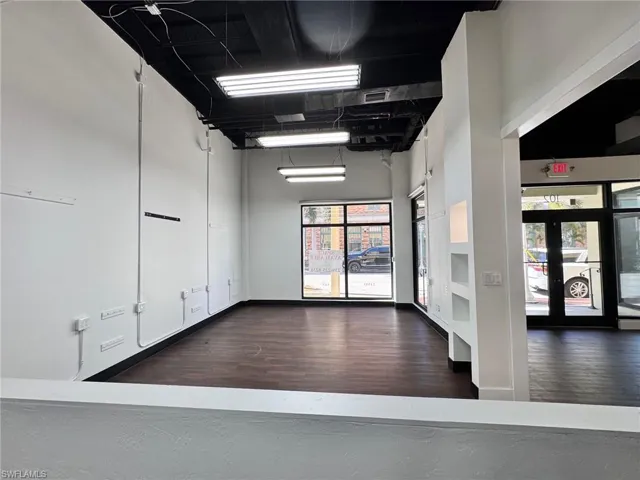 2400  1st  ST, Fort Myers, FL 33901