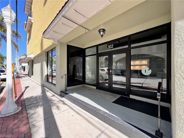 2400  1st  ST, Fort Myers, FL 33901