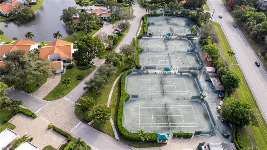 6 tennis courts
