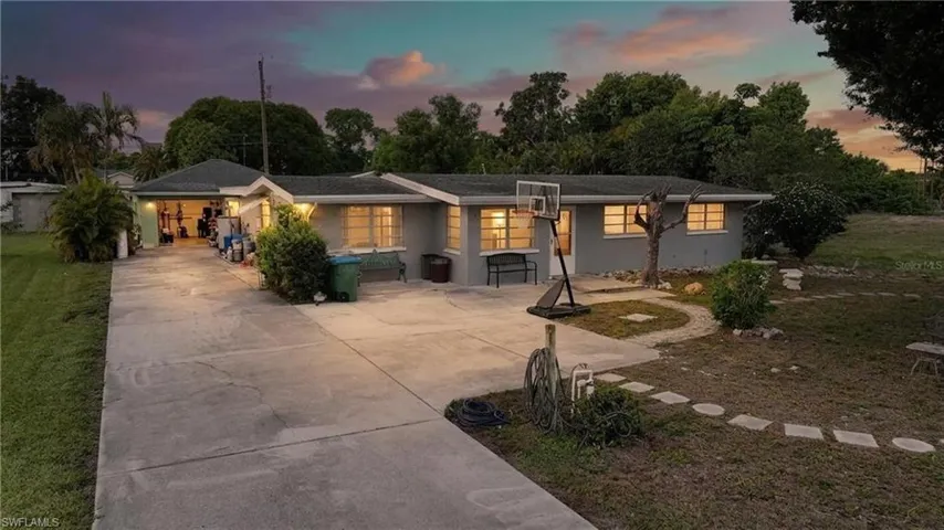 1201  Alabar  LN, Cape Coral, FL 33909