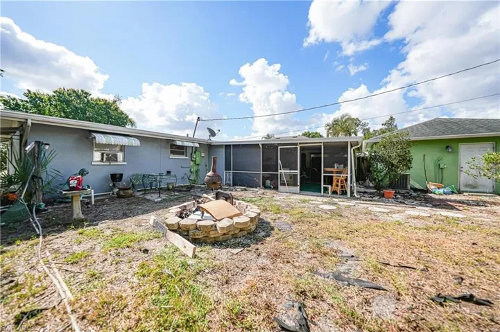 1201  Alabar  LN, Cape Coral, FL 33909