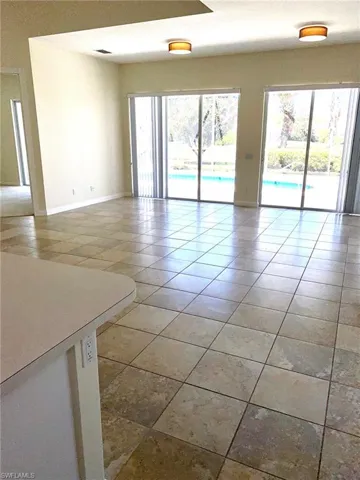 7617  Garibaldi  CT, Naples, FL 34114