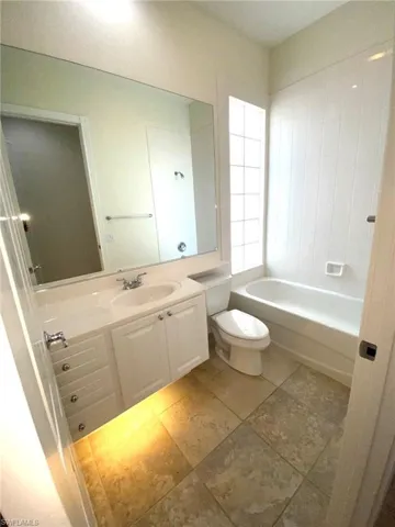 7617  Garibaldi  CT, Naples, FL 34114