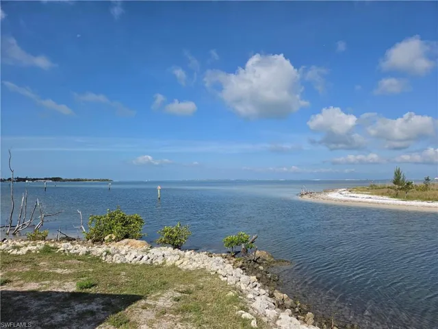 18420 Old Pelican Bay Dr, Fort Myers Beach, Florida 33931