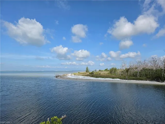 18420 Old Pelican Bay Dr, Fort Myers Beach, Florida 33931