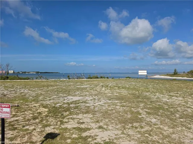 18420 Old Pelican Bay Dr, Fort Myers Beach, Florida 33931