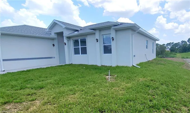 3009  73rd W ST, Lehigh Acres, FL 33971