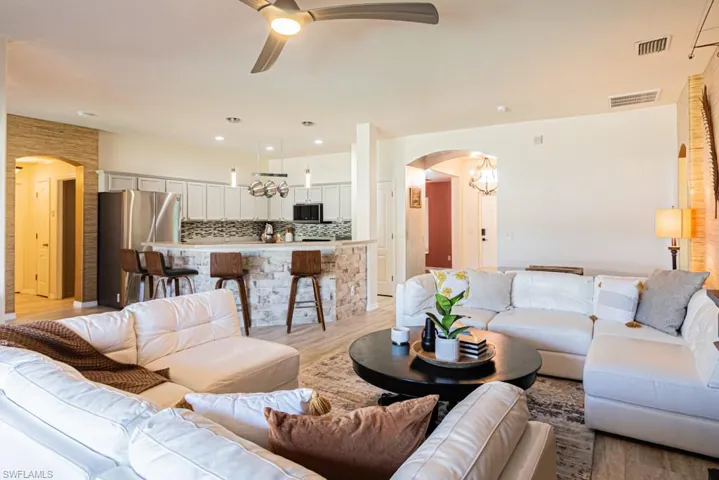 2129 SE 9th  TER, Cape Coral, FL 33990