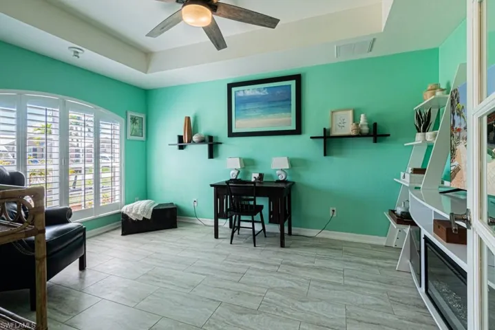 2129 SE 9th  TER, Cape Coral, FL 33990