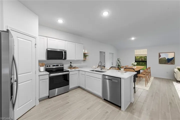 914 NE 36th  ST, Cape Coral, FL 33909