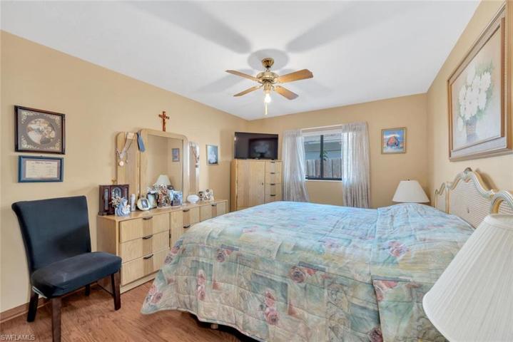 786 93rd AVE N, NAPLES FL 34108