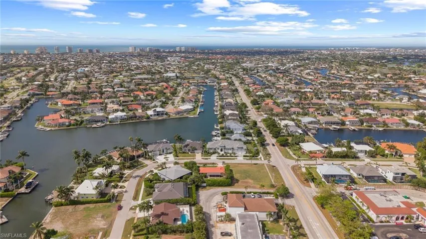 Bird's eye water view