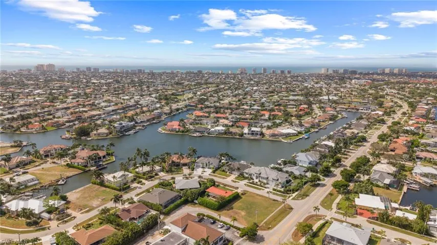 Bird's eye water view