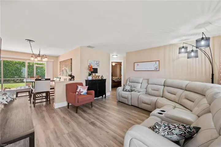 Living room & dining space