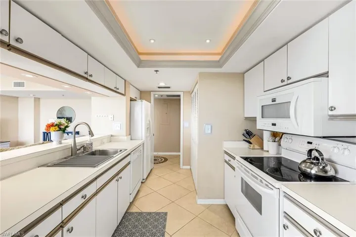 6361 Pelican Bay Blvd 503, Naples, Florida 34108