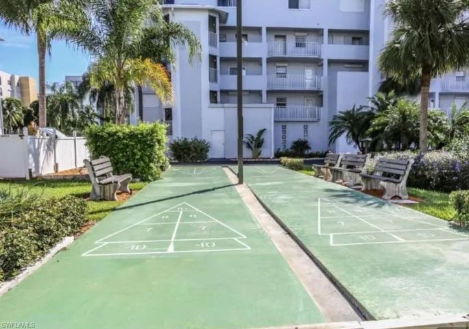 4521 Bay Beach Ln 324, Fort Myers Beach, Florida 33931