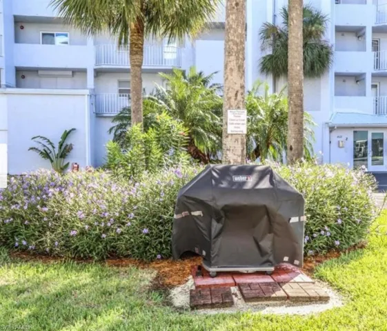 4521 Bay Beach Ln 324, Fort Myers Beach, Florida 33931