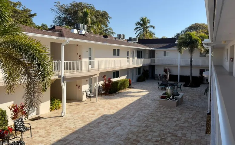 550 Broad Ave S 550, Naples, Florida 34102