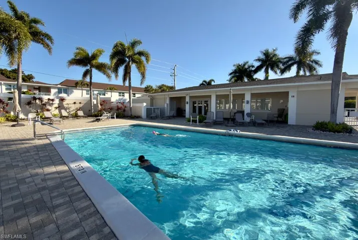 550 Broad Ave S 550, Naples, Florida 34102