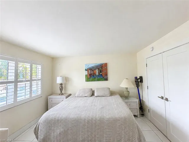 550 Broad Ave S 550, Naples, Florida 34102