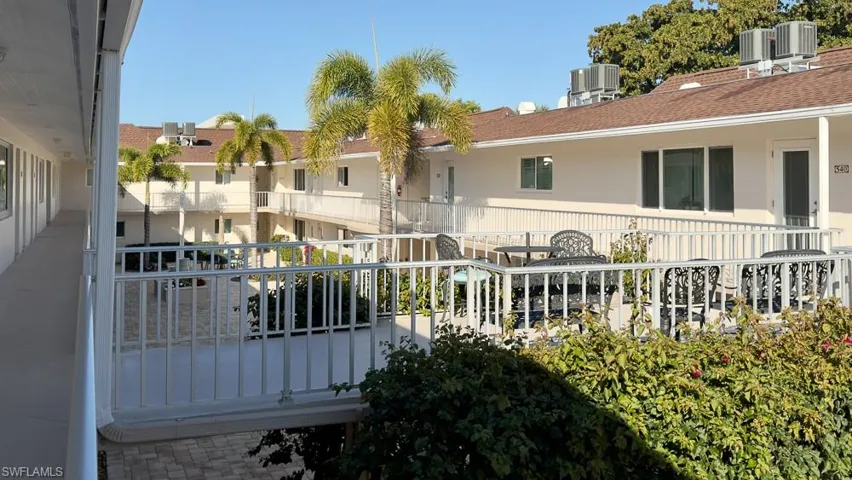 550 Broad Ave S 550, Naples, Florida 34102