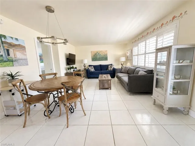 550 Broad Ave S 550, Naples, Florida 34102