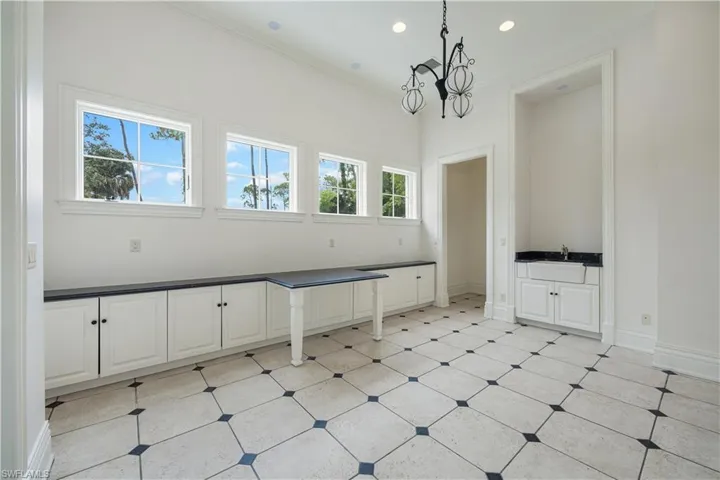 Spacious Hobby Room