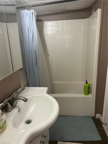 3115  Mercury  LN, North Fort Myers, FL 33903