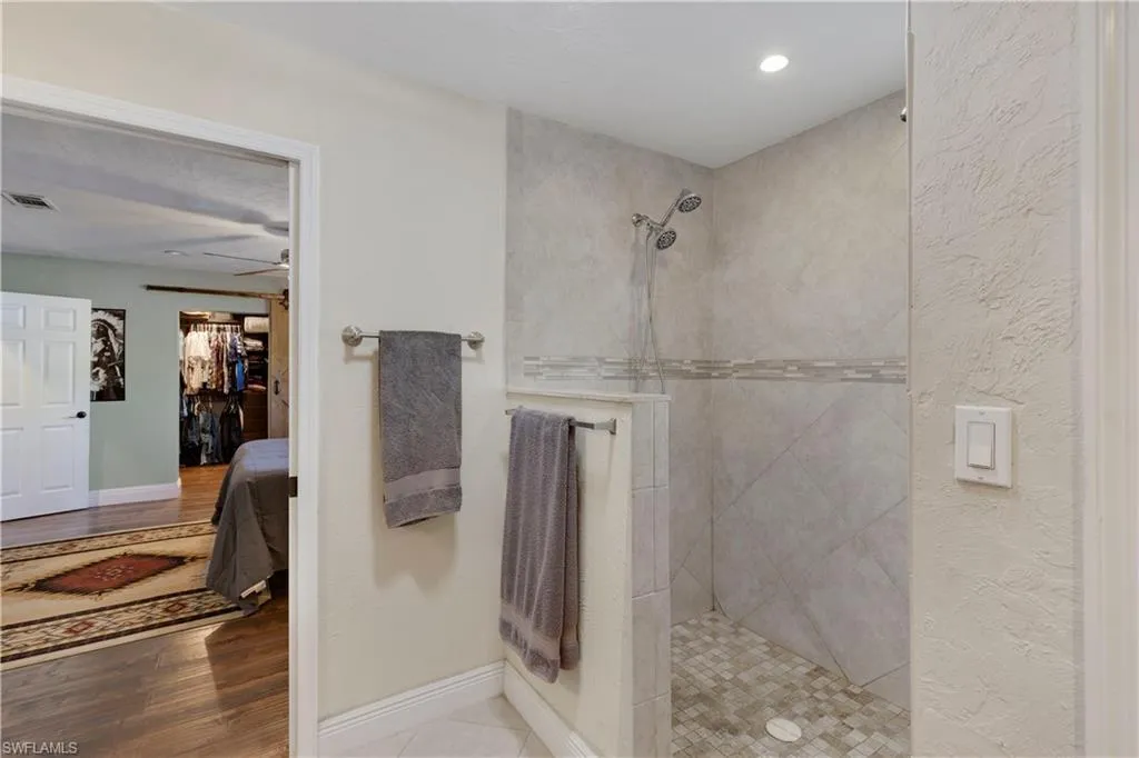 25314 Pinson DR, Bonita Springs, FL 34135,225000519