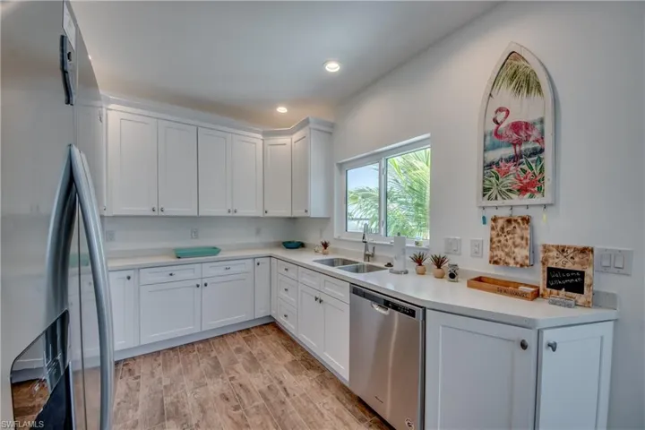 2579  Third  ST, Matlacha, FL 33993