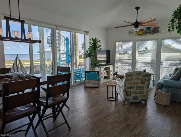 2579  Third  ST, Matlacha, FL 33993