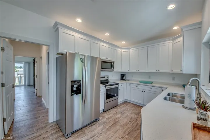 2579  Third  ST, Matlacha, FL 33993