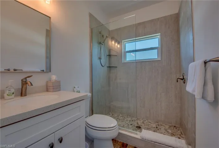 2579  Third  ST, Matlacha, FL 33993
